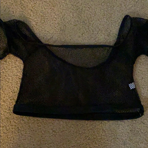 Fishnet top - Picture 1 of 1